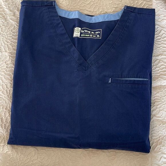 Bio Bring it On Medical Scrub Top. Size XL Navy - Picture 7 of 8